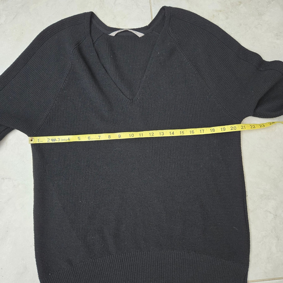 Athleta Hanover Sweater Black V Neck Merino Wool Blend Size Large - Picture 5 of 9